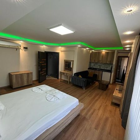 Family Apart Hotel Истанбул Екстериор снимка